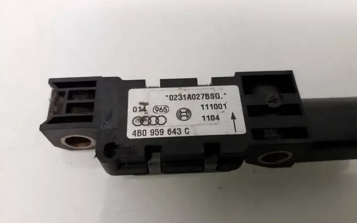 Audi A6 S6 C5 4B (1997 - 2001) 4B0959643C Датчик удара SRS — фото 4