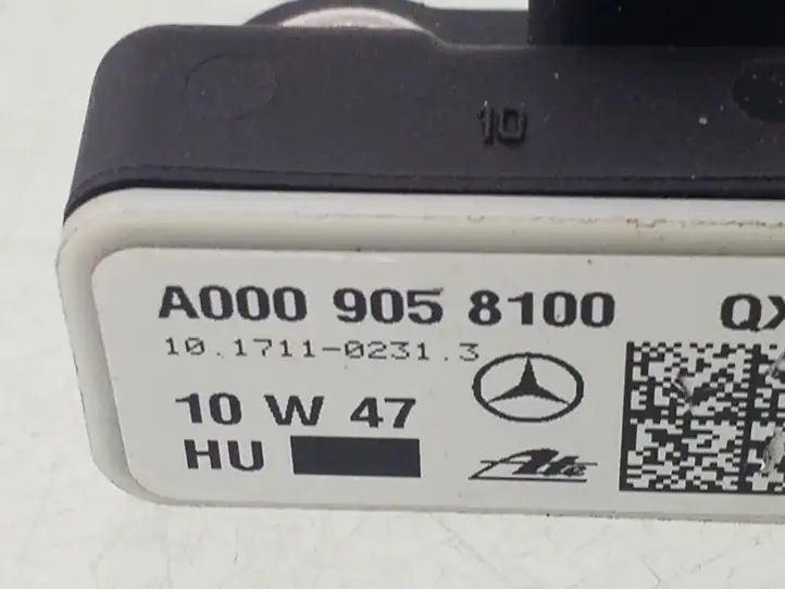 Mercedes-Benz ML W166 (2012 - 2017) A0009058100 Датчик удара SRS — фото 2