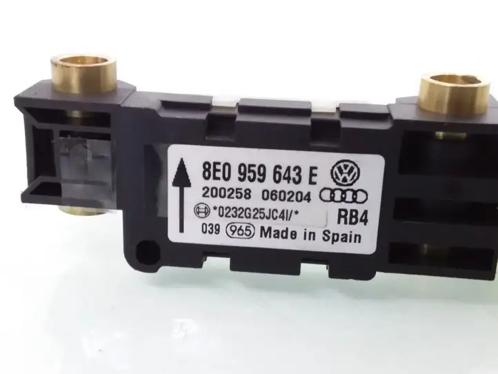 Audi A6 S6 C5 4B (2001 - 2004) 8E0959643E Датчик удара SRS — фото 3