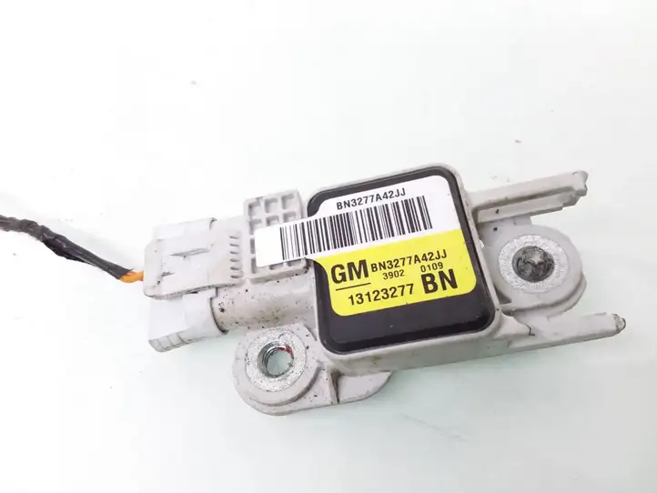 Opel Vectra C (2002 - 2005) 13123277 Датчик удара SRS — фото 1