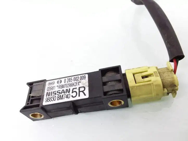 Nissan Almera N16 (2000 - 2010) 0285002009 Датчик удара SRS — фото 1