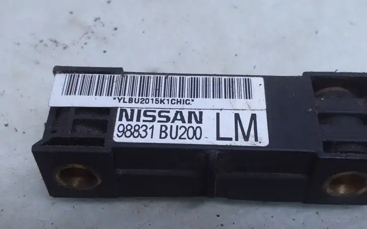 Nissan (2000 - 2006) 98831BU200 Датчик удара SRS — фото 4