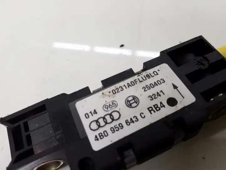 Audi A6 S6 C5 4B (2001 - 2004) 4B0959643C Датчик удара SRS — фото 3