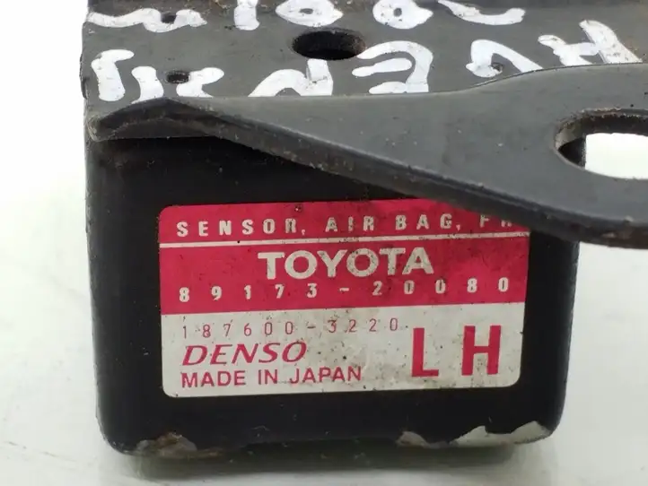 Toyota Avensis T220 (2000 - 2003) 8917320080 Датчик удара SRS — фото 3