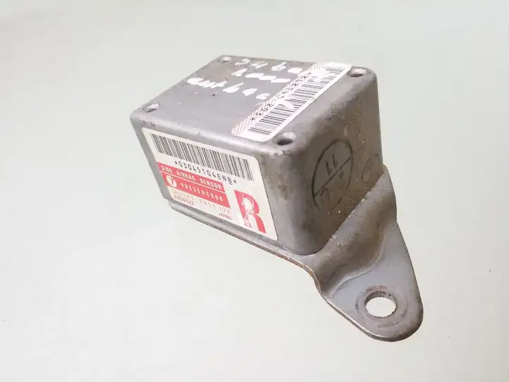 Subaru Outback (1998 - 2003) 98235AE000 Датчик удара SRS — фото 1