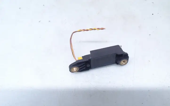 Mercedes-Benz S W220 (1998 - 2006)  2208204426 Датчик удара надувных подушек