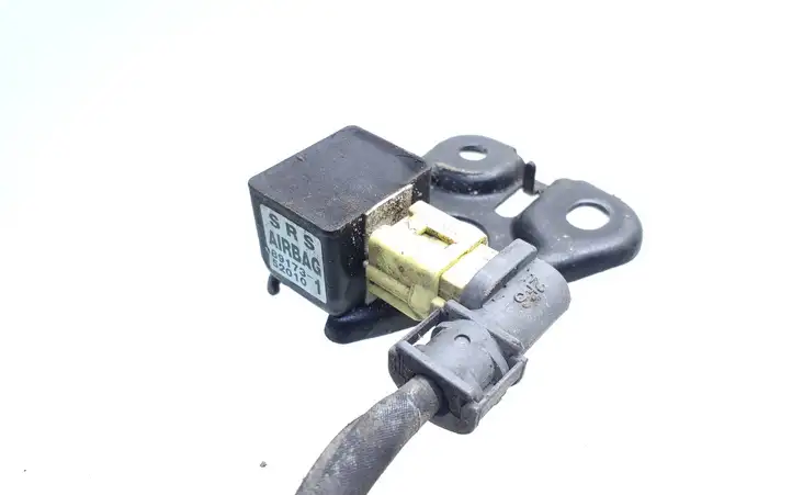 Toyota Yaris (1999 - 2003) 8917352010 Датчик удара SRS — фото 2