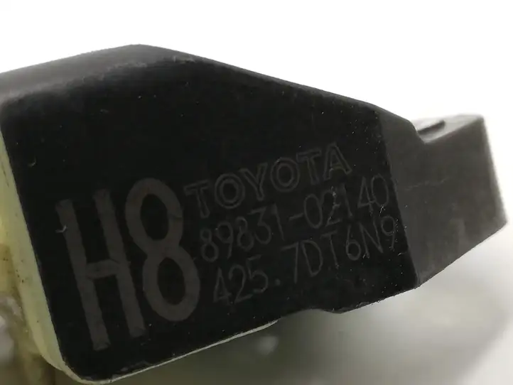 Toyota Yaris (2014 - 2019) 8983102140 Датчик удара SRS — фото 2