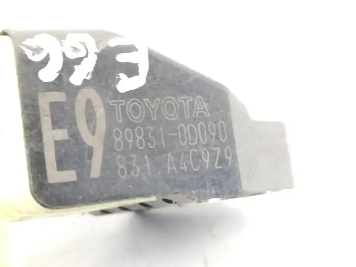 Toyota Yaris (2009 - 2012) 898310D090 Датчик удара SRS — фото 2