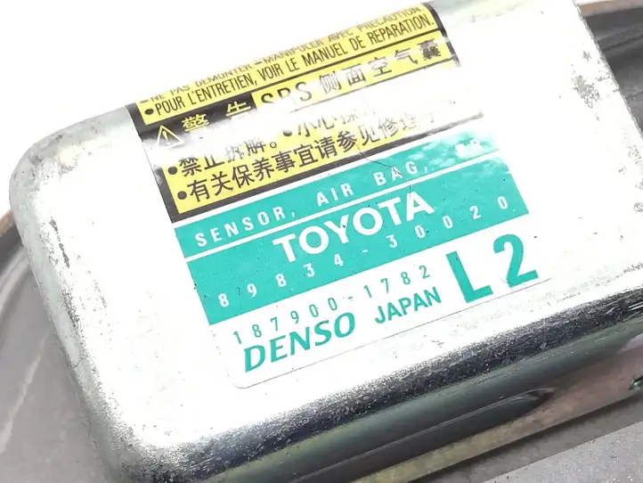Lexus GS 300 350 430 450h (2004 - 2007) 8983430020 Датчик удара SRS — фото 2