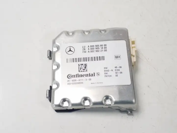 Mercedes-Benz S W221 (2005 - 2013) Камера в лобовом стекле — фото 1