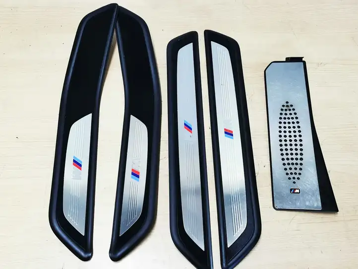 BMW 7 F01 (2008 - 2016) 7960700 Внутренняя отделка переднего порога — фото 1