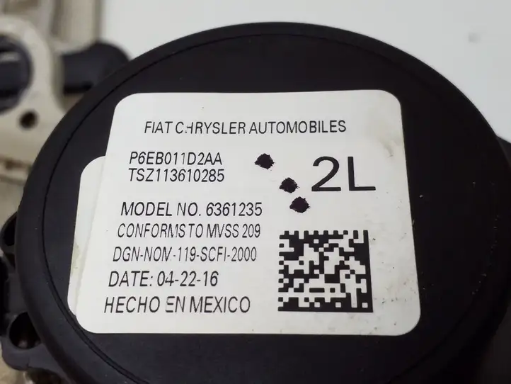 Chrysler Pacifica (2016 - ) P6EB011D2AA Задний ремень безопасности — фото 3