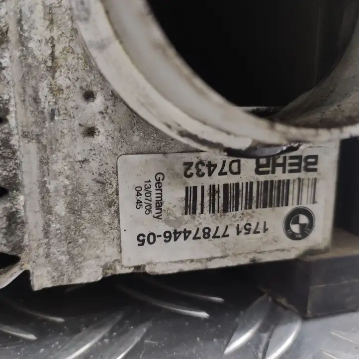 BMW 5 E60 E61 (2004 - 2010) 7792844 Комплект радиаторов охлаждения — фото 8