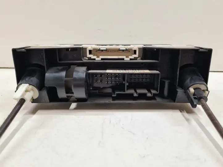 Volkswagen Polo (2001 - 2005) 6Q0819045P Блок управления климат-контролем — фото 5