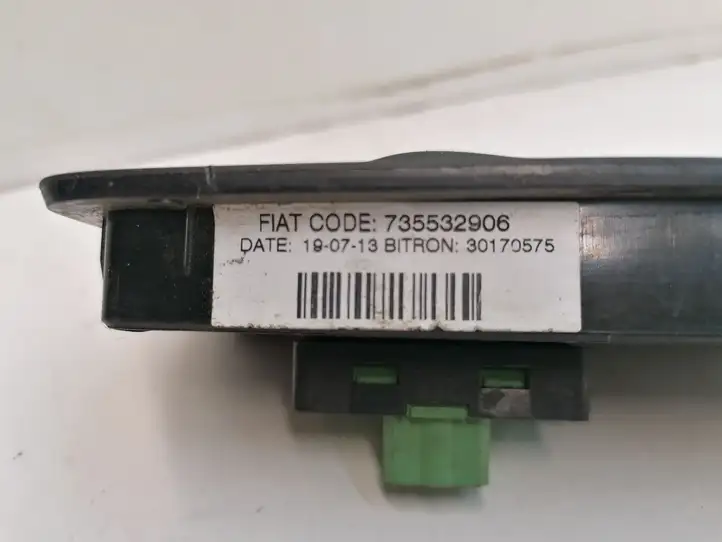 Fiat Ducato (2007 - 2014) 735532906 Блок кнопок стеклоподъемников — фото 2