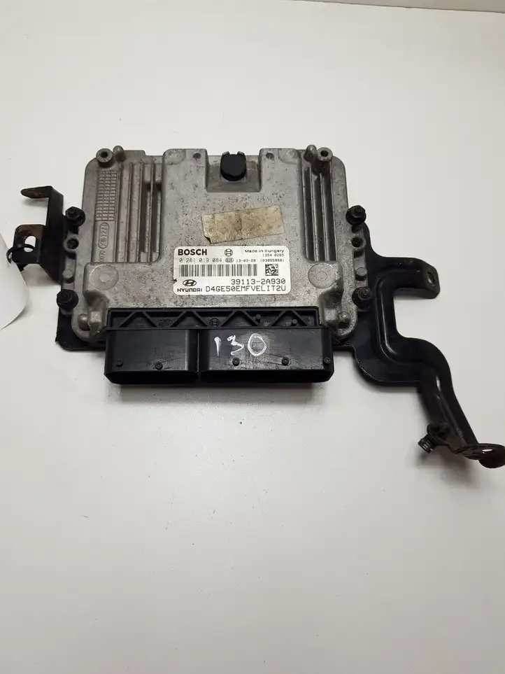 Hyundai i30 (2012 - 2015) 391132A930 Блок управления двигателем (ЭБУ) — фото 1