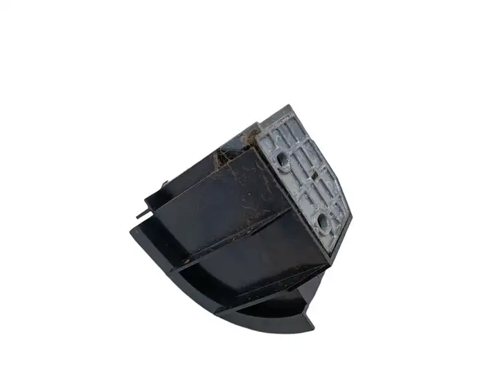 BMW 5 E60 E61 (2004 - 2010) 9928000087 Держатель шторки — фото 2