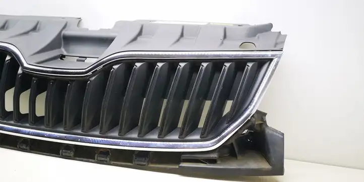 Skoda Fabia Mk3 (NJ) (2015 - 2021) 6V0853653 Верхняя решетка радиатора — фото 3