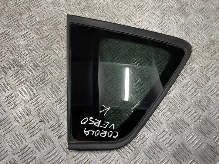 Toyota Corolla Verso E121 (2004 - 2007) Заднее боковое стекло — фото 1