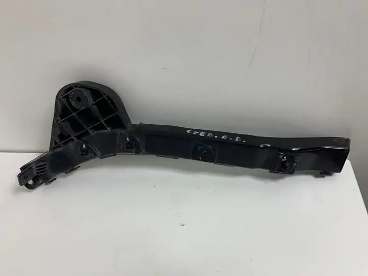 Kia Ceed (2010 - 2012) 866141H100 Кронштейн заднего бампера — фото 1