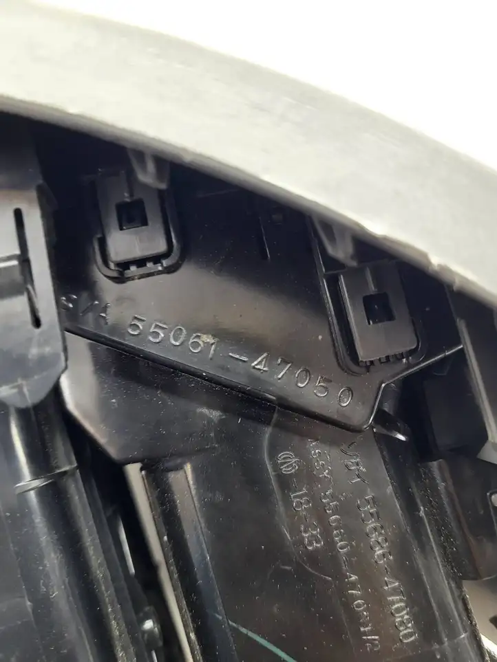 Toyota Prius+ (ZVW40) (2011 - 2018) 5506147050 Боковой воздушный дефлектор — фото 4