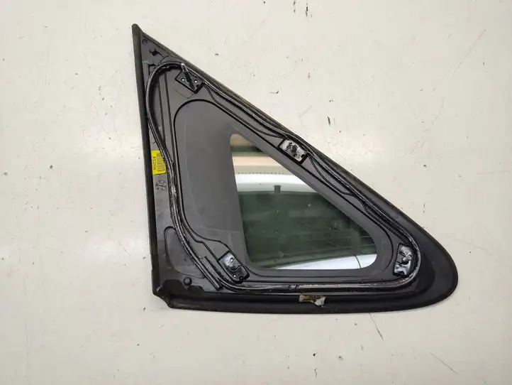 Hyundai ix35 (2009 - 2013) 43R000083 Заднее боковое стекло — фото 3