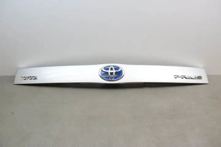 Toyota Prius (XW30) (2009 - 2015) 7680100900 Обшивка багажника — фото 1