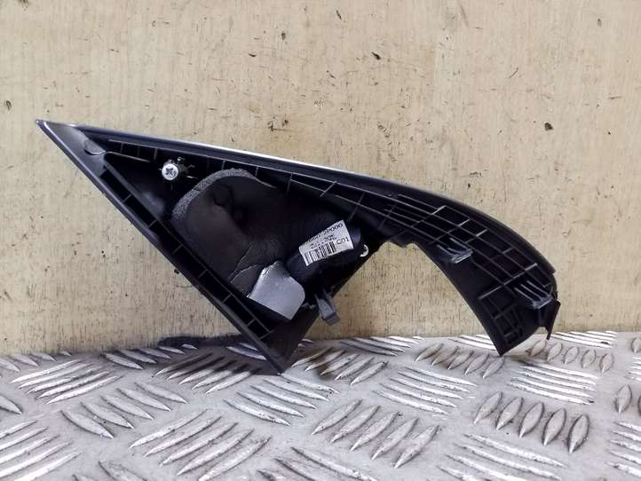 Kia Sorento (2009 - 2014)  876612P000 Другая деталь отделки пере́дней дверей