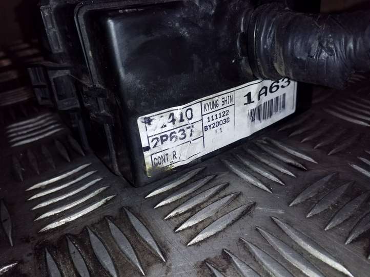 Kia Sorento (2009 - 2014)  914102P637 Блок предохранителей