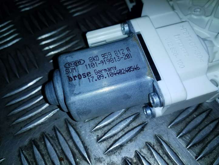 Audi A4 (2007 - 2011)  8K0959812A Механизм подъема окон задней двери