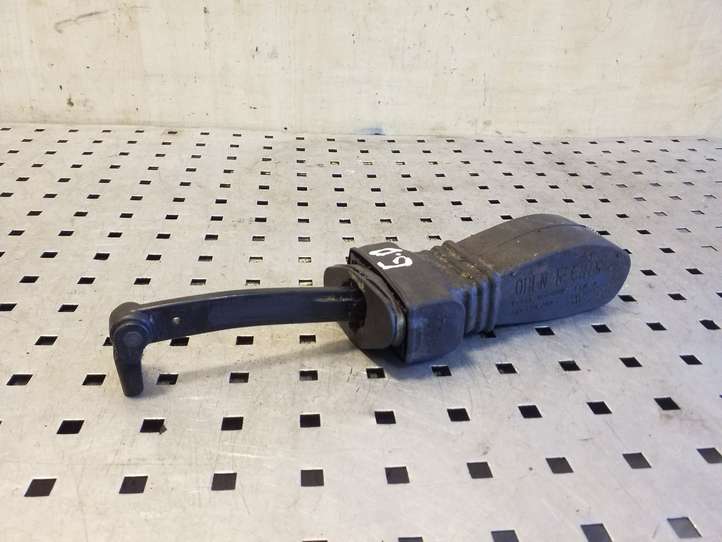 Audi A4 (2007 - 2011)  8K0839249B Ограничитель открывания задней двери