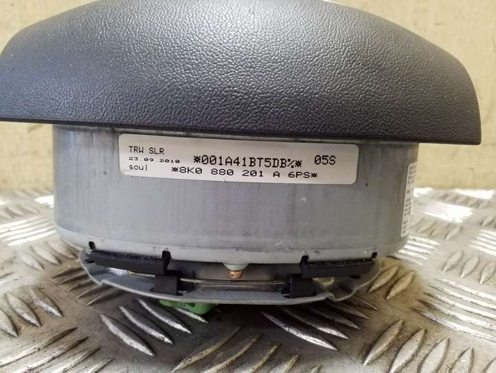 Audi A4 (2007 - 2011)  8K0880201A Подушка безопастности руля