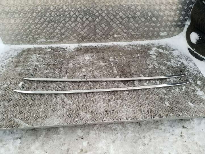 Audi A4 (2007 - 2011)  8K9860022A Звукоизоляция крыши