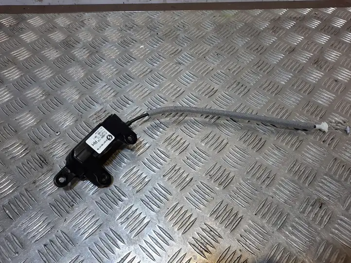 BMW X5 E70 (2006 - 2013) 988586 Замок крышки багажника — фото 1