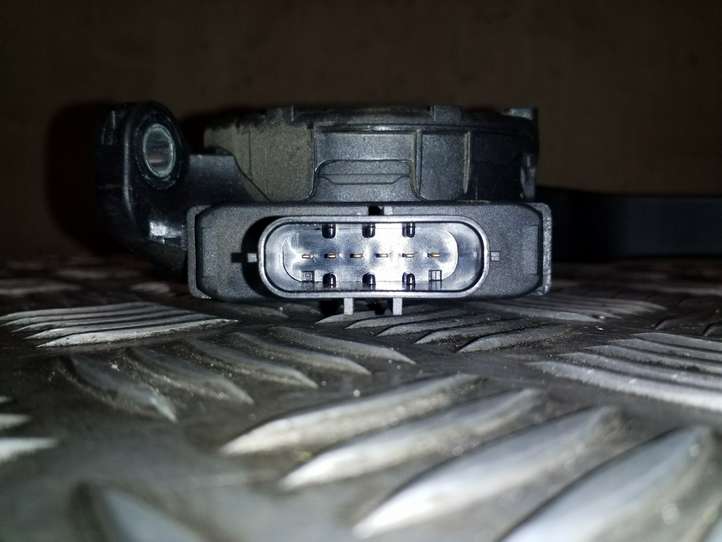Audi A4 (2007 - 2011)  8K1721523 Педаль акселератора
