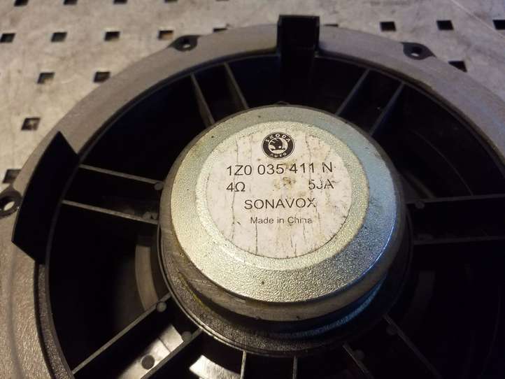 Skoda Yeti (2009 - 2012)  1Z0035411N Громкоговоритель (громкоговорители) в передних дверях