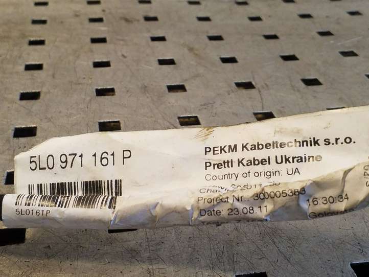 Skoda Yeti (2009 - 2012)  5L0971161P Проводка задних дверей