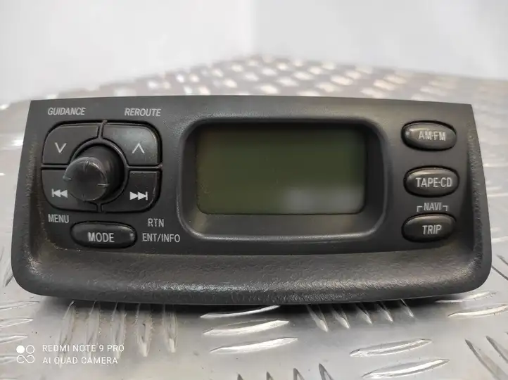 Toyota Yaris (1999 - 2003) 8611052021B0 Магнитола / мультимедийная система — фото 1
