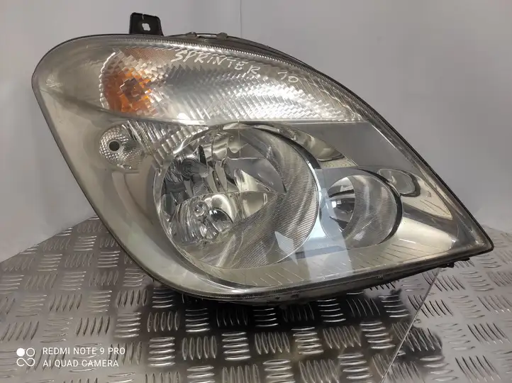 Mercedes-Benz Sprinter W906 (2006 - 2018) 24738200 Передняя фара — фото 1