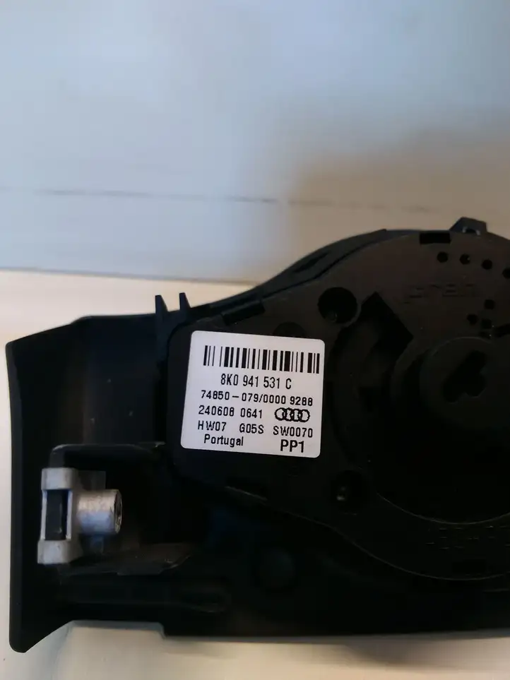Audi A4 S4 B8 8K (2007 - 2011) 8K0941531C Включатель фонарей — фото 2