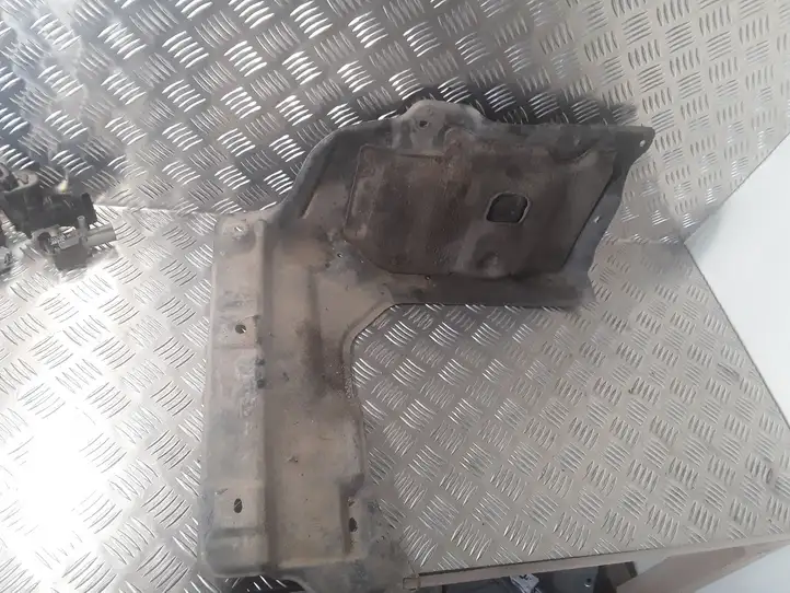 Toyota Corolla Verso E121 (2001 - 2004) 5144112190 Защита двигателя — фото 1