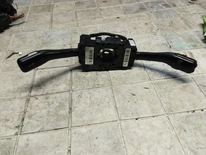 Audi A2 (1999 - 2007)  4B0953503G Комплект ручек