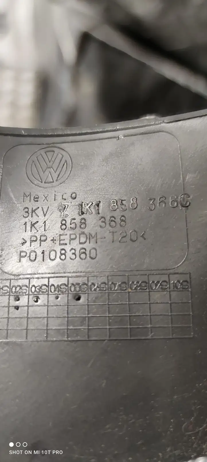 Volkswagen Golf V (2003 - 2009) 1K1858368 Прочие детали салона — фото 2