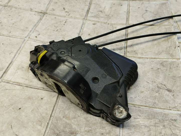 Toyota Prius (XW20) (2003 - 2009)   Передняя звукоизоляция