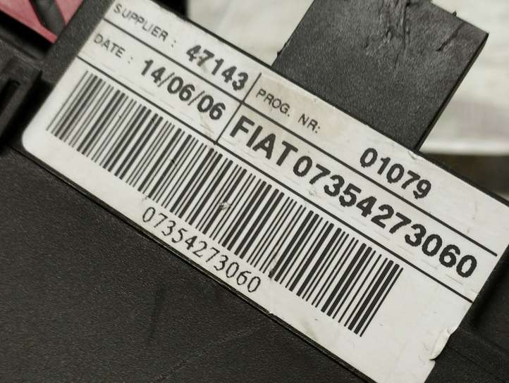 Fiat Croma (2005 - 2011)  07354273060 Комплект ручек
