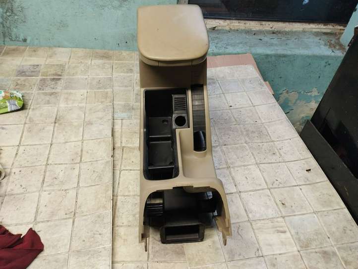 Fiat Croma (2005 - 2011)  735369888 Подлокотник