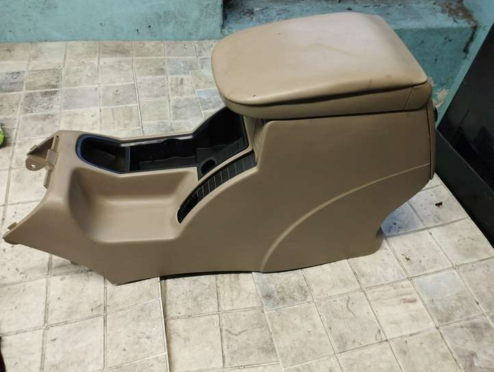 Fiat Croma (2005 - 2011)  735369888 Подлокотник