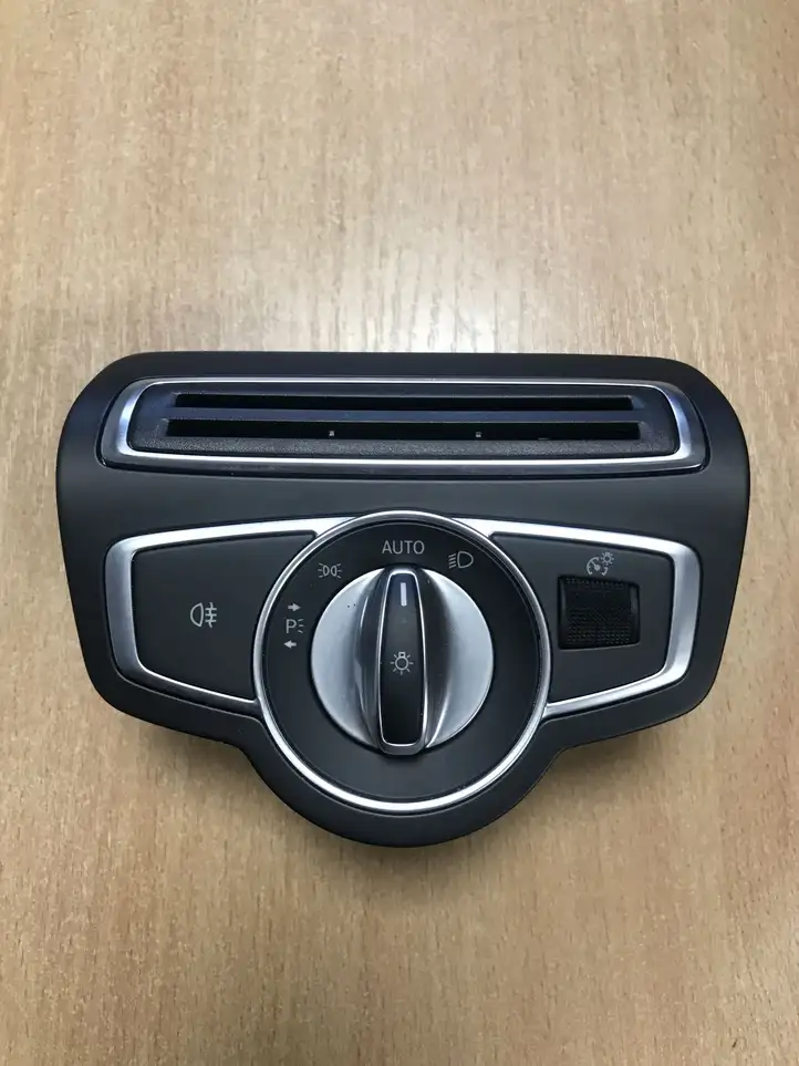 Mercedes-Benz C W205 (2014 - 2021) A2059051810 Включатель фонарей — фото 1