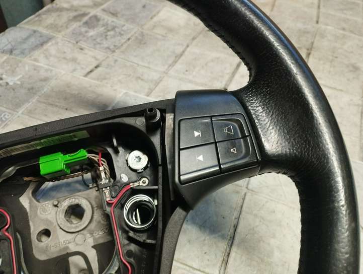 Volvo V50 (2004 - 2008)  30764359 Руль
